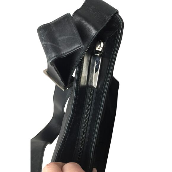 Salvatore Ferragamo Black Nylon Shoulder Bag - Picture 12 of 15